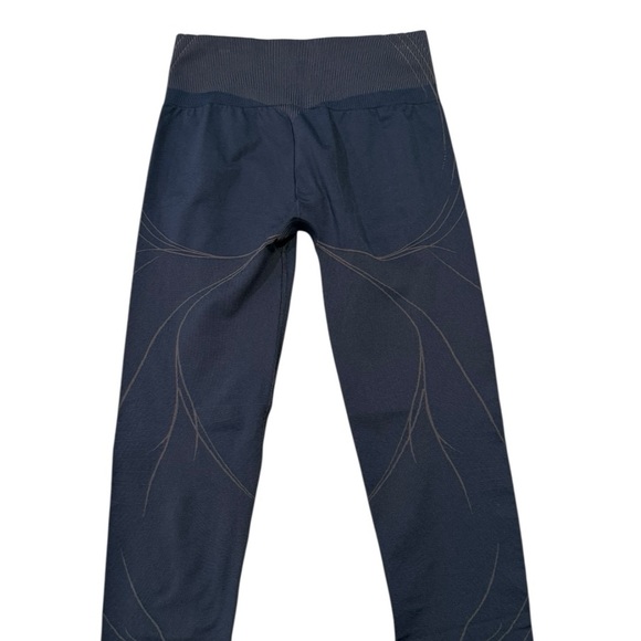 GYMSHARK Apex Leggings Blue Brown Trim size Small Compression Gym 25 length - Picture 4 of 5